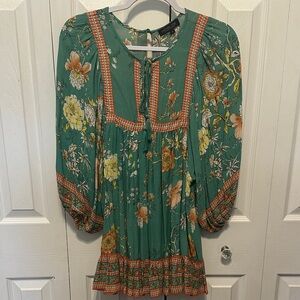 Rachel Zoe Green Floral V-Neck Balloon Sleeve Ruffled Tunic